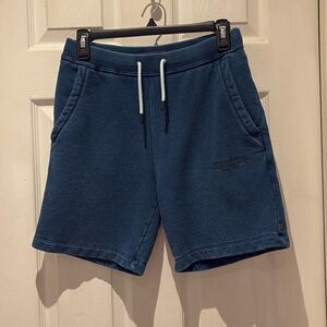 Vineyard Vines sweat shorts SZ Small